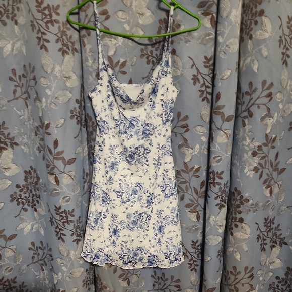 SHEIN Dresses & Skirts - SHEIN Blue and White Floral Dress